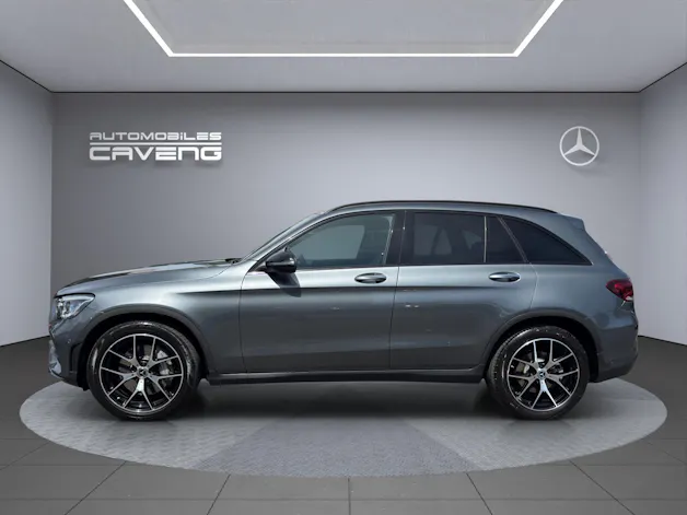 MERCEDES-BENZ GLC 300 AMG Line 4Matic 9G-Tronic
