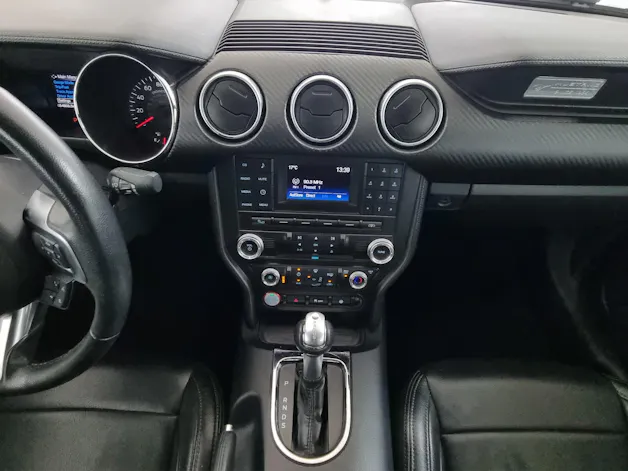 FORD Mustang Convertible 3.7