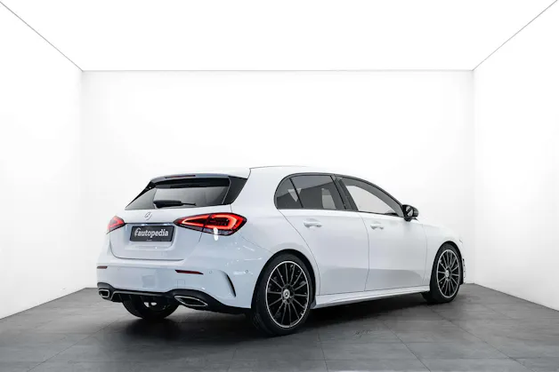 MERCEDES-BENZ MERCEDES-BENZ A 200 AMG Line 7G-DCT