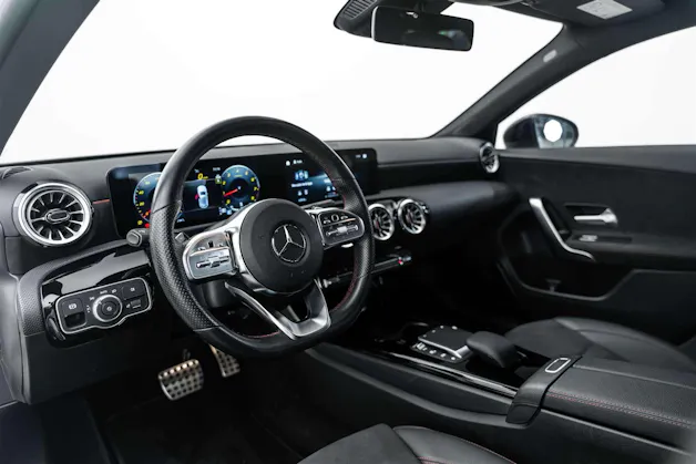 MERCEDES-BENZ MERCEDES-BENZ A 200 AMG Line 7G-DCT