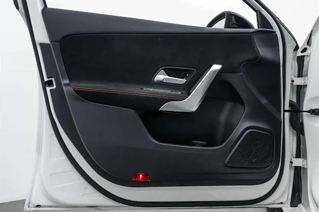 MERCEDES-BENZ MERCEDES-BENZ A 200 AMG Line 7G-DCT