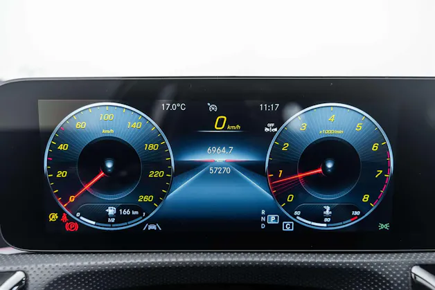 MERCEDES-BENZ MERCEDES-BENZ A 200 AMG Line 7G-DCT