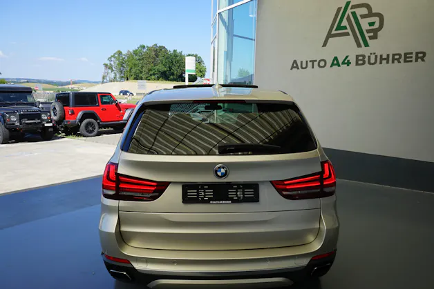 BMW X5 xDrive 50i V8 450PS aus erster Hand, sehr gepflegt, CH-Auto!!