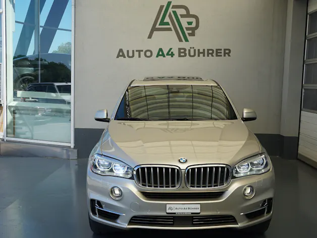 BMW X5 xDrive 50i V8 450PS aus erster Hand, sehr gepflegt, CH-Auto!!