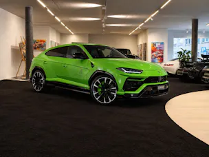 Lamborghini Urus E-Gear PPF-Folie | Bang & Olufsen Sound | Sitzbelüftung | Sitzheizung | Massagesitze | Night Vision | Sitzheizung Hinten |