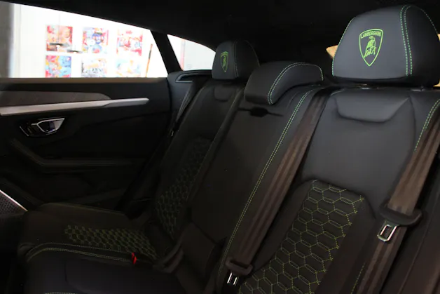 Lamborghini Urus E-Gear PPF-Folie | Bang & Olufsen Sound | Sitzbelüftung | Sitzheizung | Massagesitze | Night Vision | Sitzheizung Hinten |