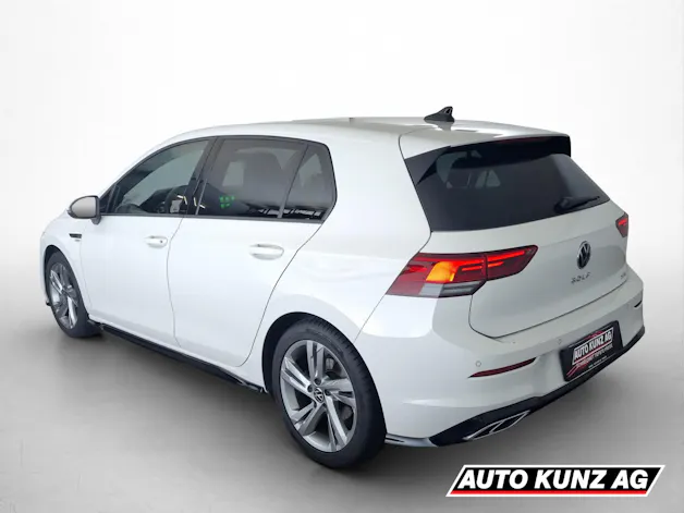 VW Golf 8 1.5 eTSI mHEV R-Line DSG