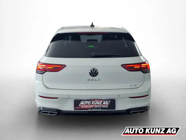 VW Golf 8 1.5 eTSI mHEV R-Line DSG