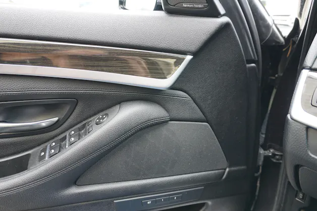 BMW 528i xDrive Touring Luxury 245PS mit Abstandsregeltempomat