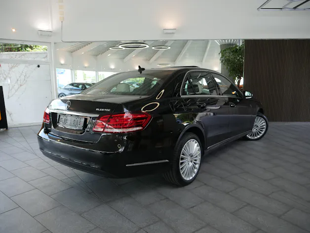 MERCEDES-BENZ E 350 BlueTEC Elégance 4Matic 7G-Tronic