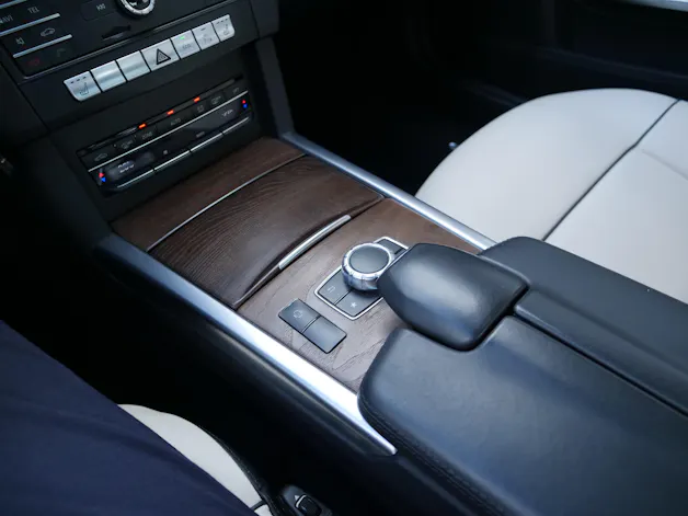 MERCEDES-BENZ E 350 BlueTEC Elégance 4Matic 7G-Tronic