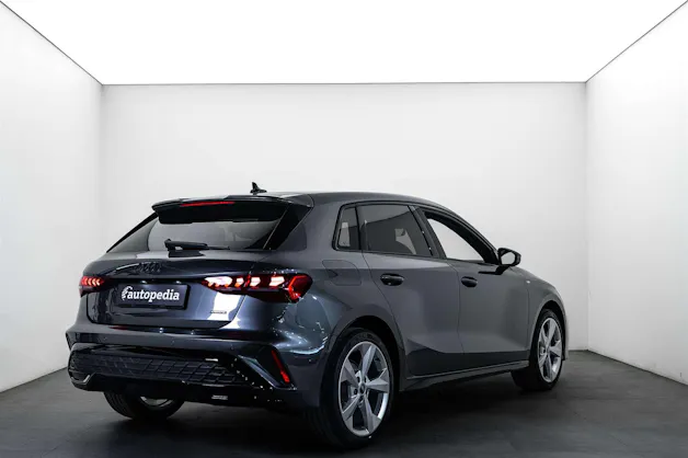 AUDI A3 Sportback 40 TFSi quattro S Line S-Tronic Automat