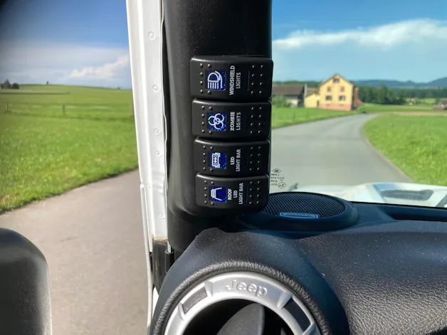 JEEP Wrangler 3.6 Unlimited JK Edition Automatic hardtop mit Seilwinde