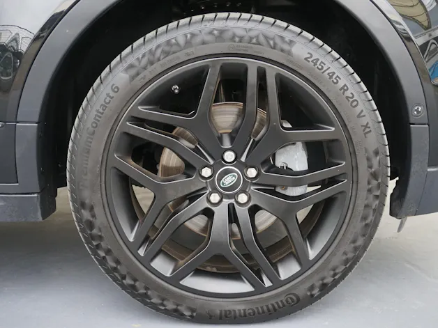 Land Rover Evoque 2.0Si4 HSE Dynamic 241PS Convertible mit Abstandsregeltempomat und Anhängerkupplung
