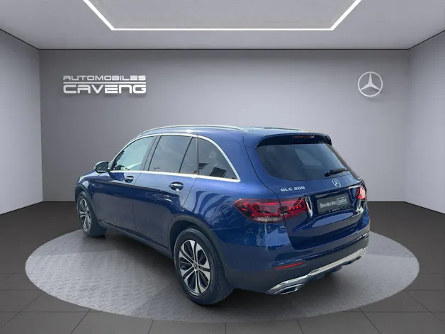 MERCEDES-BENZ GLC 200 AMG Line 4Matic 9G-Tronic