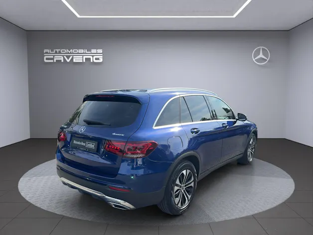 MERCEDES-BENZ GLC 200 AMG Line 4Matic 9G-Tronic