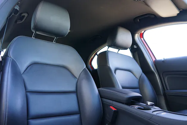 MERCEDES-BENZ A 200 Urban Automat mit Leder