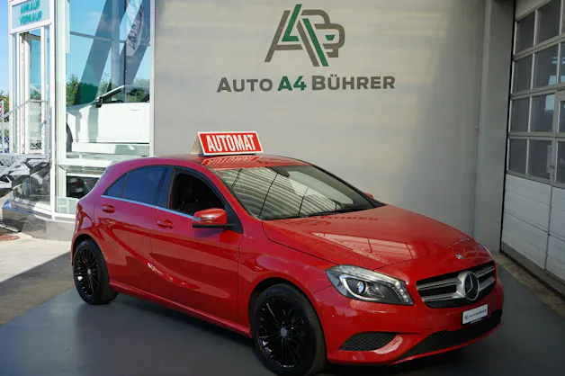 MERCEDES-BENZ A 200 Urban Automat mit Leder