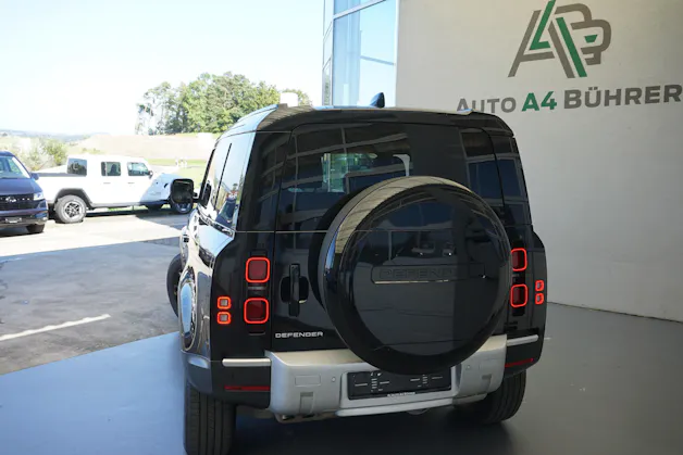 Land Rover Defender 90 3.0D I6 250SE