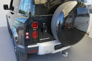 Land Rover Defender 90 3.0D I6 250SE
