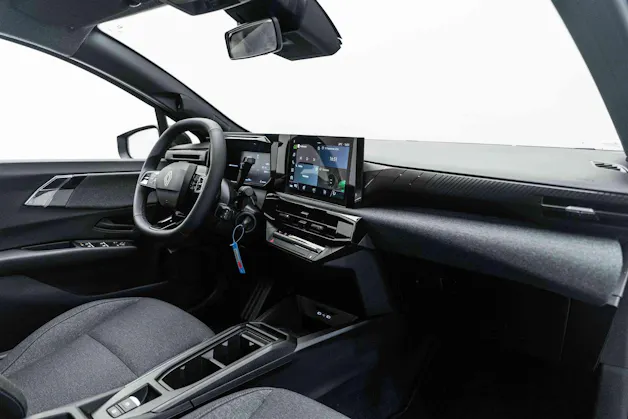 RENAULT Clio 1.2 TCe Evolution NEUES MODELL EDC-Automat