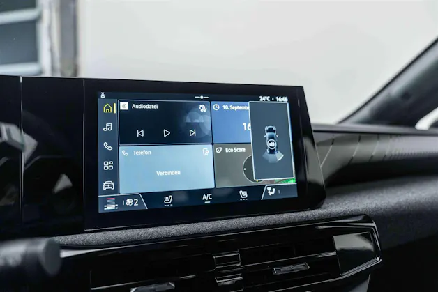 RENAULT Clio 1.2 TCe Evolution NEUES MODELL EDC-Automat