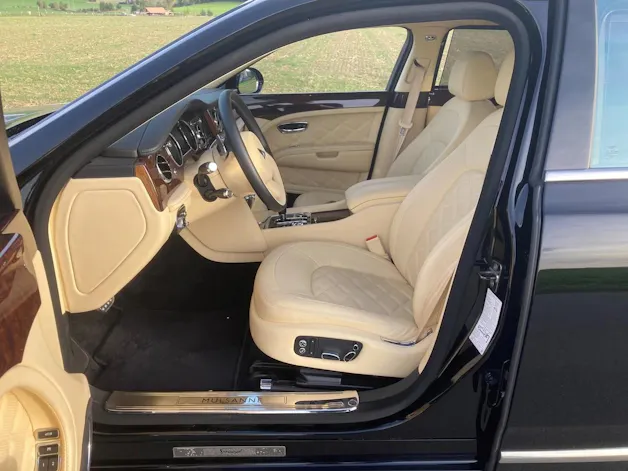 BENTLEY Mulsanne Speed
