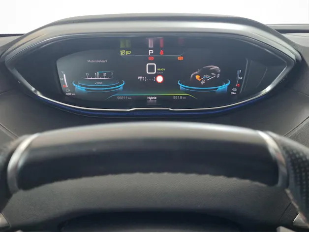 PEUGEOT 3008 300e 1.6 Plug-in Hybrid4 GT AWD Aut.