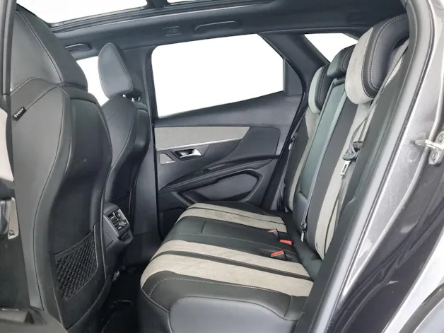 PEUGEOT 3008 300e 1.6 Plug-in Hybrid4 GT AWD Aut.
