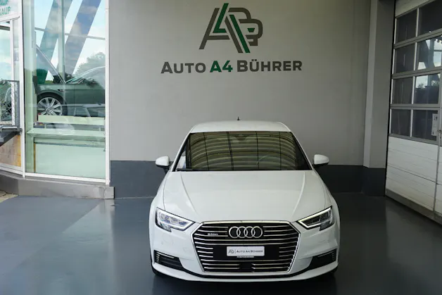 AUDI A3 40 TFSI e-tron Sport 204PS Automat "kann rund 35 bis 40km rein elektrisch fahren"