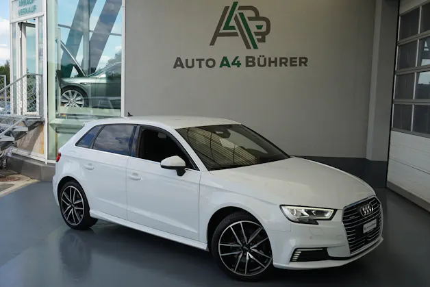 AUDI A3 40 TFSI e-tron Sport 204PS Automat "kann rund 35 bis 40km rein elektrisch fahren"