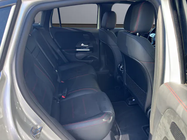 MERCEDES-BENZ EQA 350 AMG Line 4Matic
