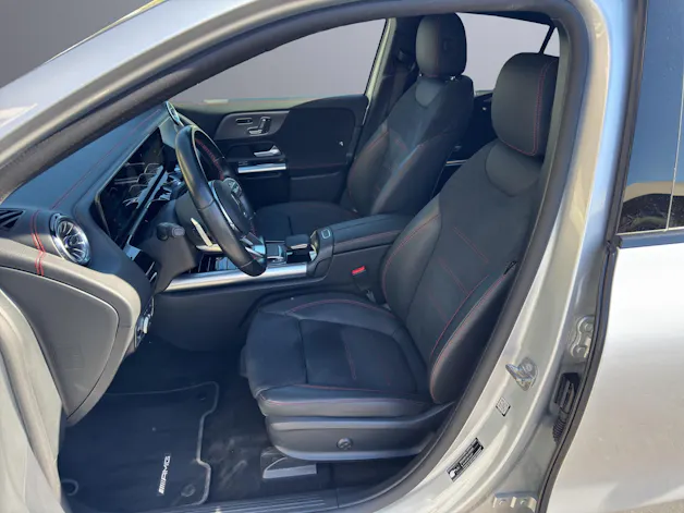 MERCEDES-BENZ EQA 350 AMG Line 4Matic