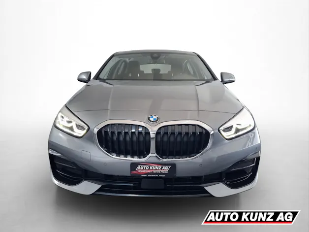 BMW 120i Sport Line