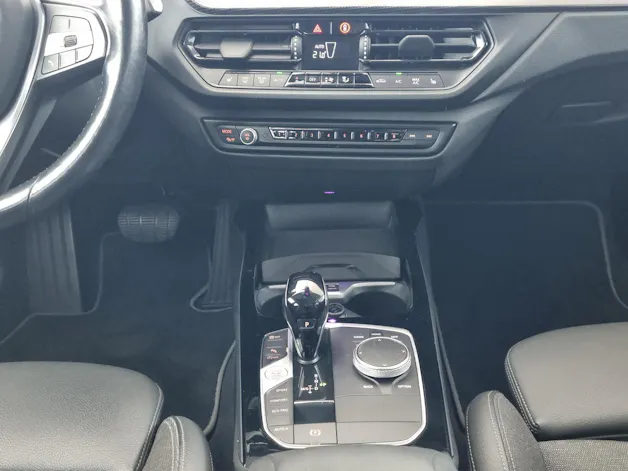 BMW 120i Sport Line