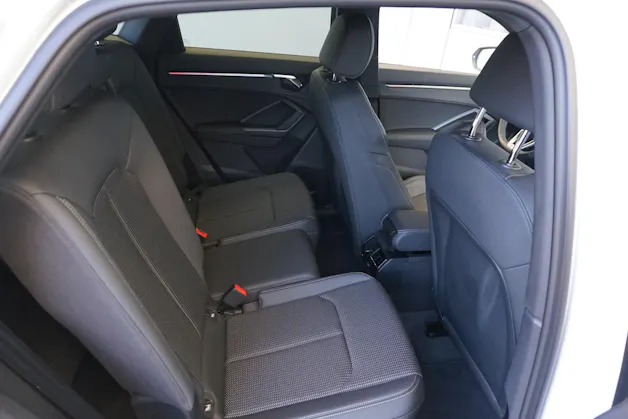 AUDI Q3 SB Sportback 35 TDI S line quattro aus 1.Hand mit Gratisservice