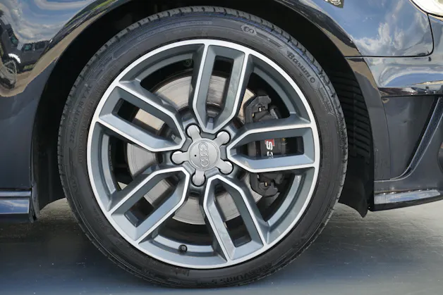 AUDI S3 2.0 TFSI quattro SB 301PS S-Tronic-Automat