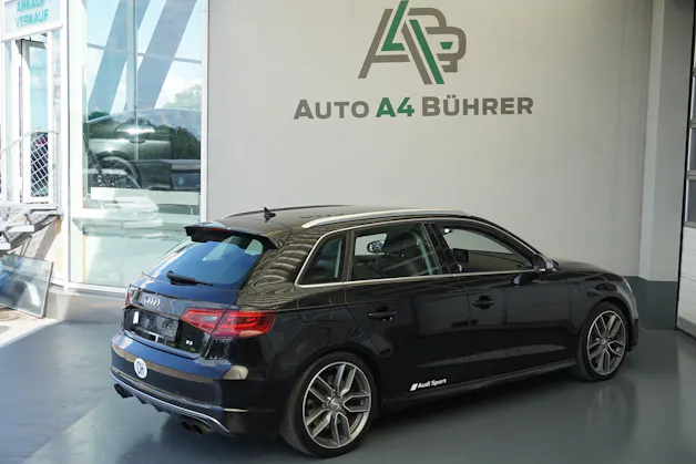 AUDI S3 2.0 TFSI quattro SB 301PS S-Tronic-Automat