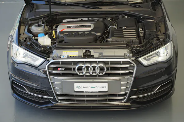 AUDI S3 2.0 TFSI quattro SB 301PS S-Tronic-Automat