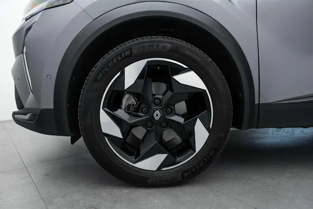 RENAULT Captur 1.8 E-Tech 160 Techno DHT-Automat