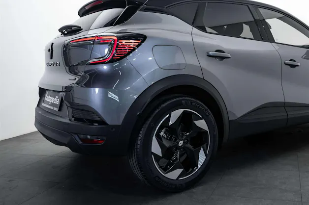 RENAULT Captur 1.8 E-Tech 160 Techno DHT-Automat