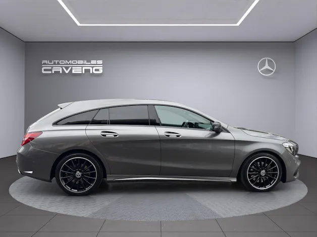 MERCEDES-BENZ CLA Shooting Brake 220 AMG Line 4Matic 7G-DCT