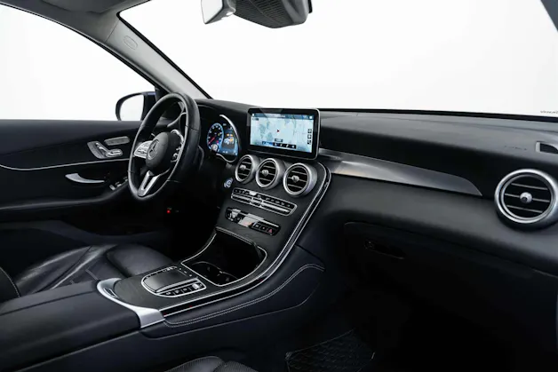 MERCEDES-BENZ GLC 300 4Matic 9G-Tronic Advantage