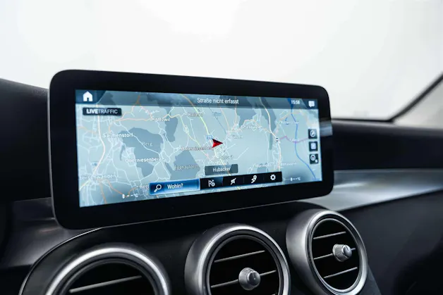 MERCEDES-BENZ GLC 300 4Matic 9G-Tronic Advantage