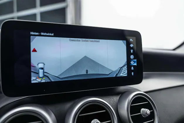 MERCEDES-BENZ GLC 300 4Matic 9G-Tronic Advantage