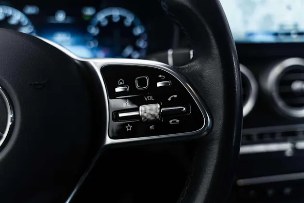MERCEDES-BENZ GLC 300 4Matic 9G-Tronic Advantage