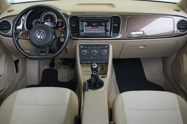 VW Beetle 1.2 TSI BMT Design Coupé 6-Gang
