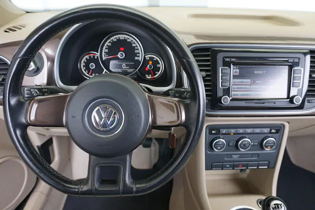 VW Beetle 1.2 TSI BMT Design Coupé 6-Gang