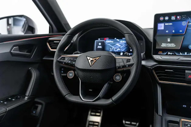 CUPRA CUPRA LEON ST 2.0 TSi VZ 333PS 4Drive DSG-Automat