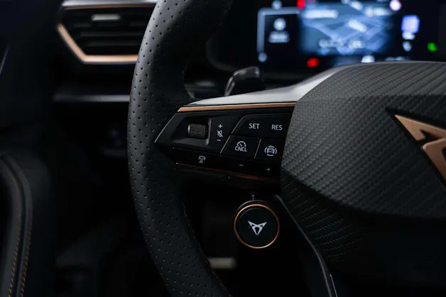 CUPRA CUPRA LEON ST 2.0 TSi VZ 333PS 4Drive DSG-Automat